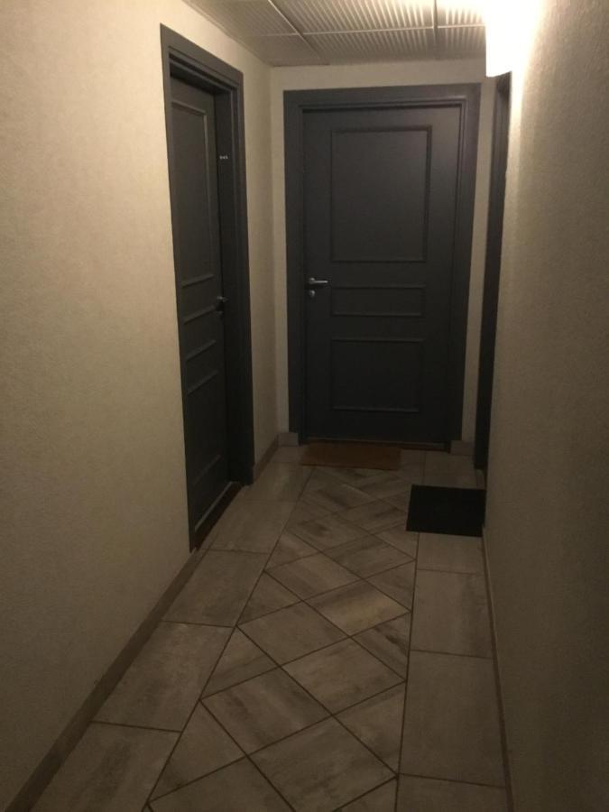 L Edelweiss Et Sa Piscine Lejlighed Albertville Eksteriør billede